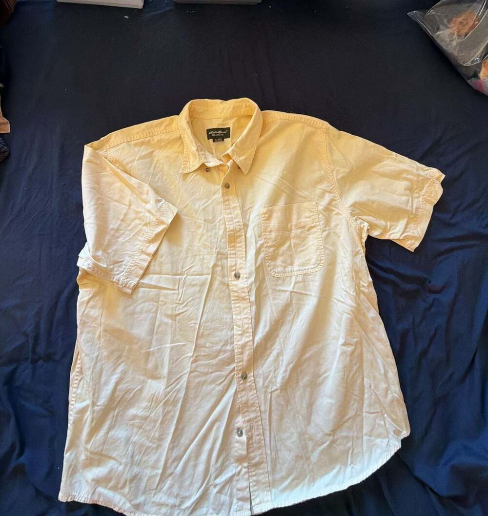 Eddie Bauer Men's Relaxed Fit Short Sleeve Button-Down Solid Yellow, Size XL EPI